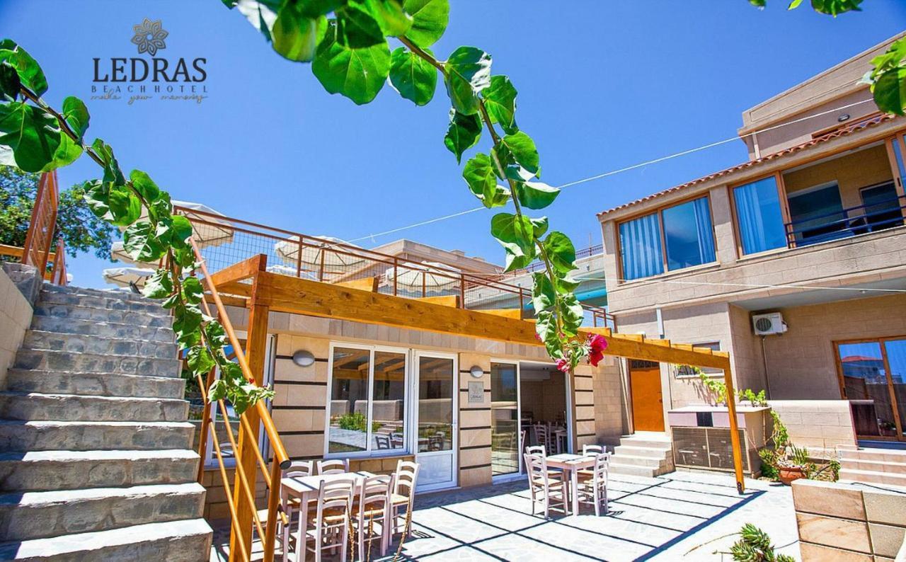 Hotel Ledras ゲンナジー エクステリア 写真